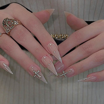 Elegante Stiletto-Nagelkunstverlängerungen Brehn