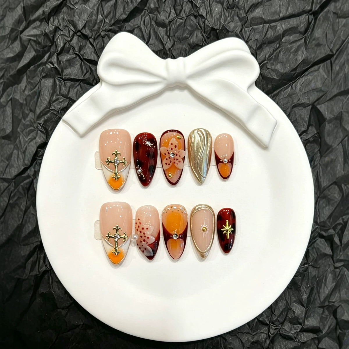 Künstlerisches Ornamentales Press-On Nagelkunst Set