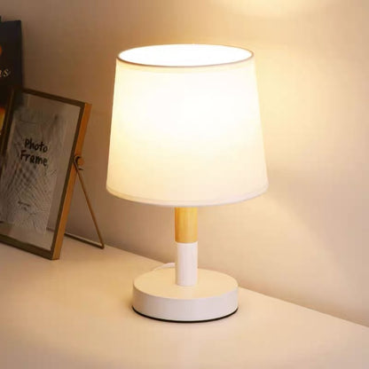 Minimalistische Holz Tischlampe