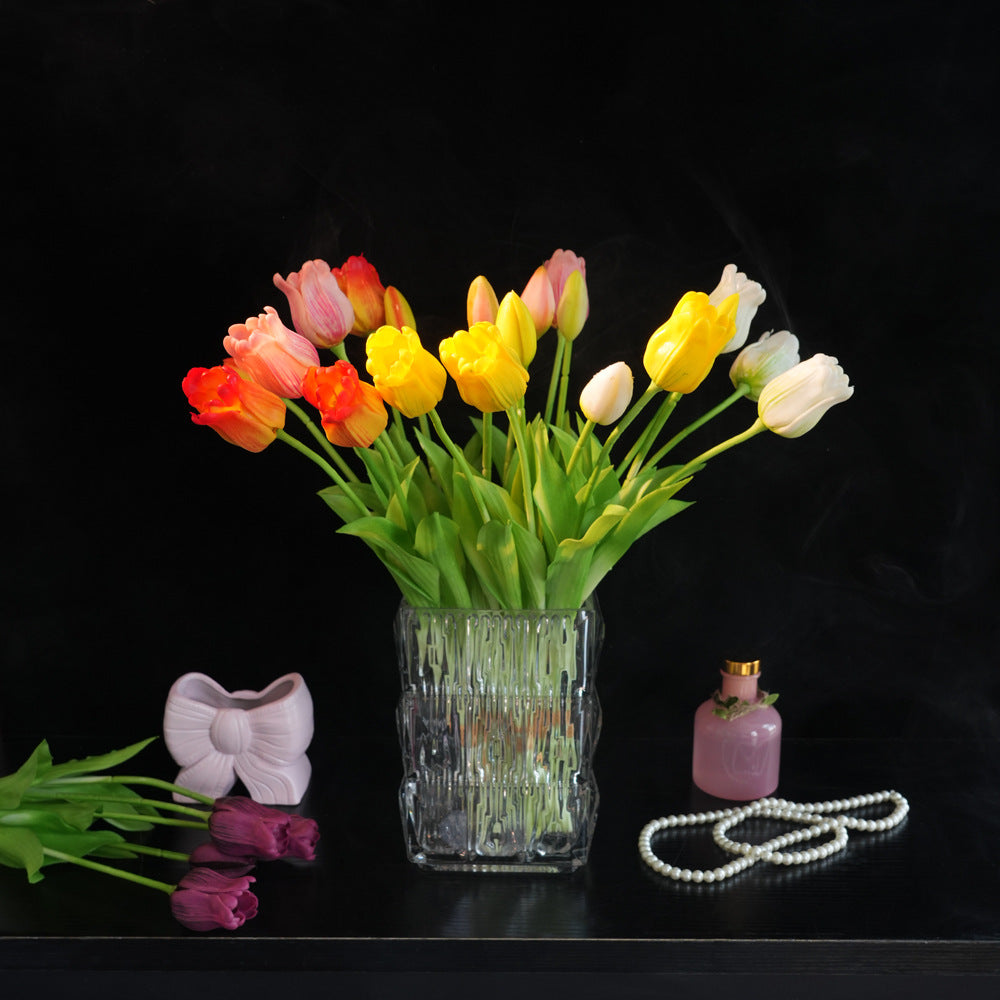 Künstlicher Tulpenstrauß