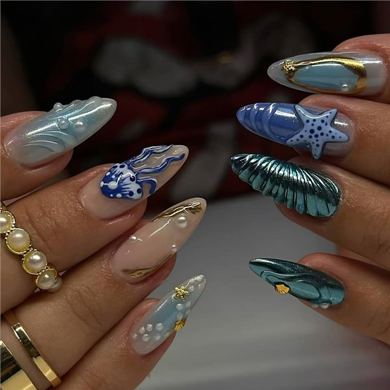 Künstlerische am Strand inspirierte Press-On Nagelkunst Brehn