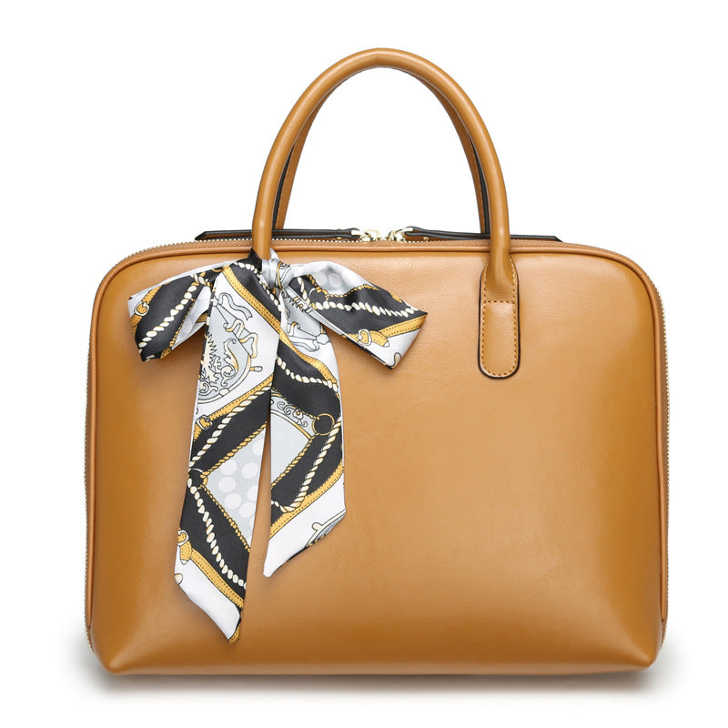 Elegante Handtasche mit Modischem Schal Brehn
