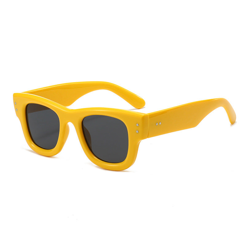 Retro-inspirierte auffällige Rahmen-Sonnenbrille Brehn