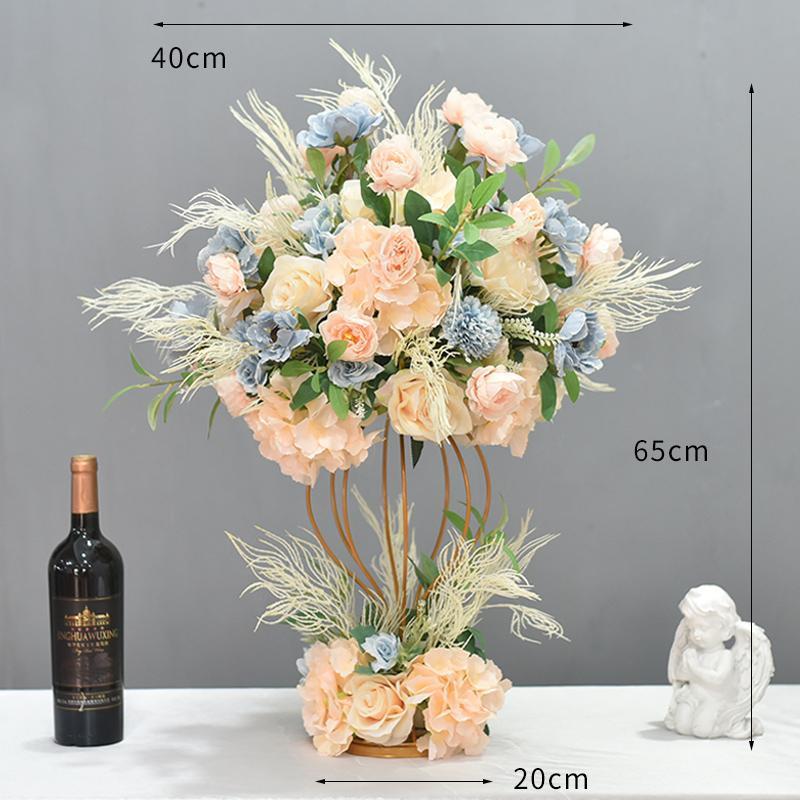 Luxuriöse Blumenmitte