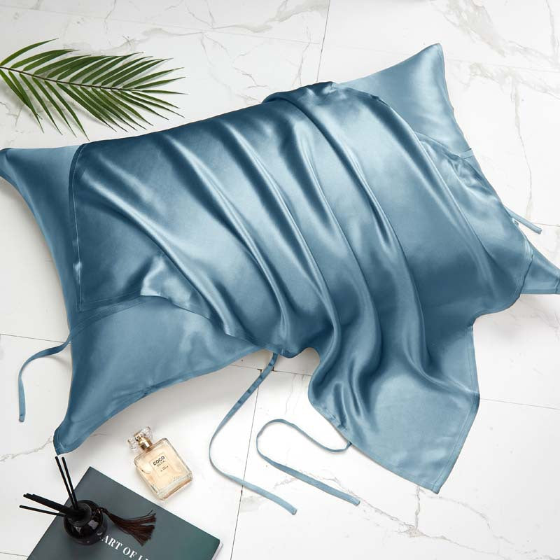 Damen seidiger Kissenbezug mit elegantem Design Brehn
