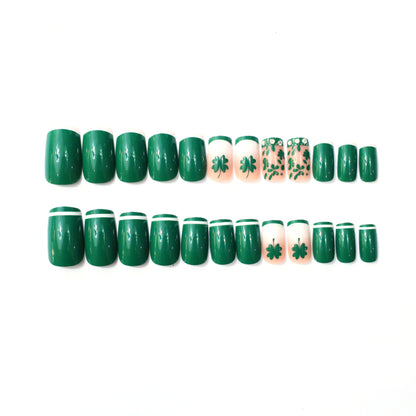 Festliche Shamrock-Nagelkunstverlängerungen Brehn