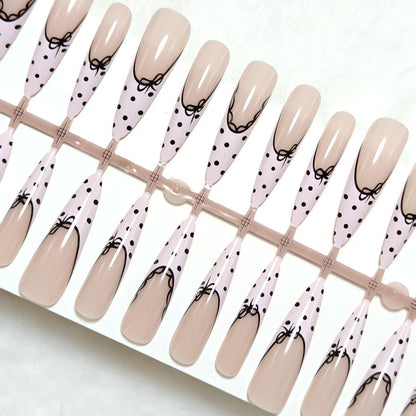 Künstliche Nagelspitzen mit Schleifenmuster Brehn