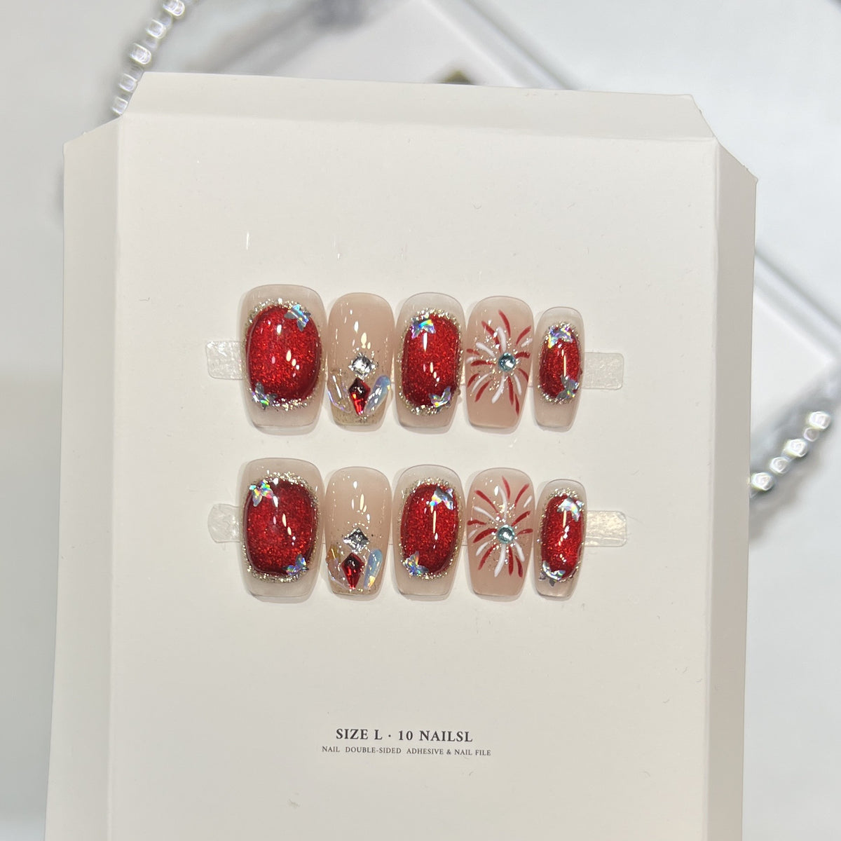 Themen Press-On Nagelkunstset mit Hello Kitty Designs Brehn