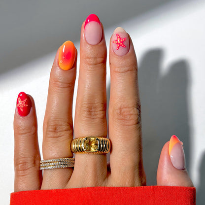 Künstlerische Nagelkunst Brehn