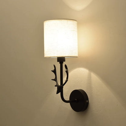 Geweih Wandleuchte