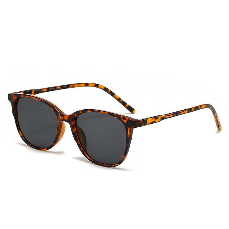 Damen modische und komfortable Brille mit klarem Rahmen Brehn