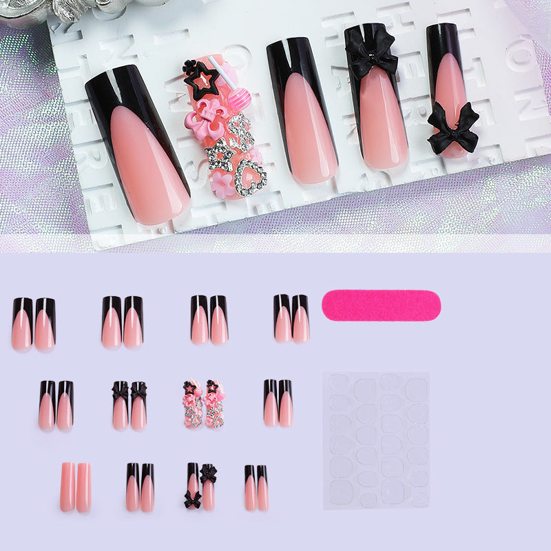 Dekoratives Press-On Nagelkunst-Set mit Blumen- und Schleifenakzenten Brehn