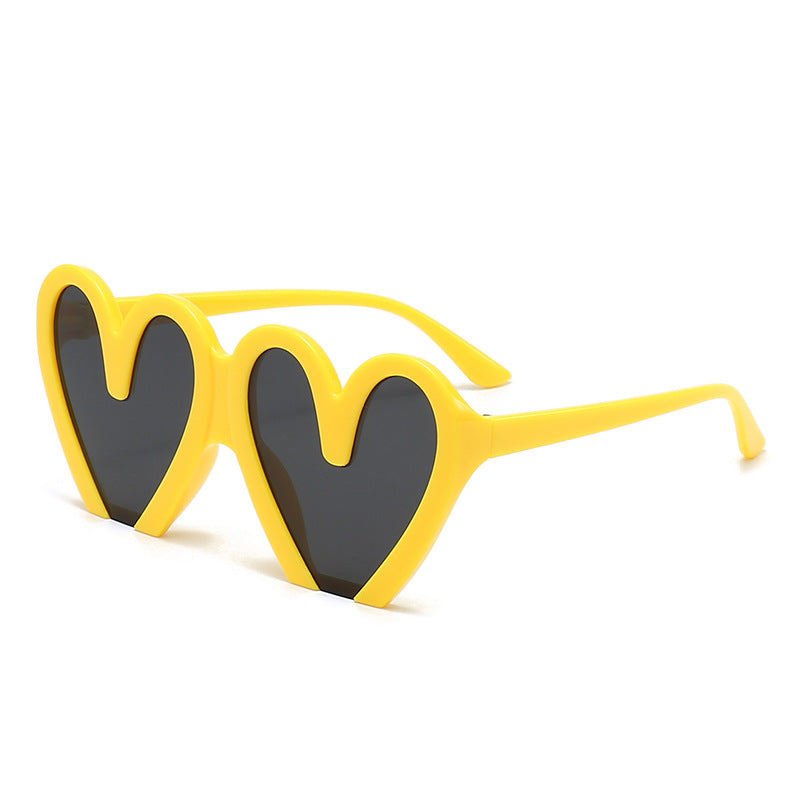 Damen modische Sonnenbrille im einzigartigen Herzdesign Brehn