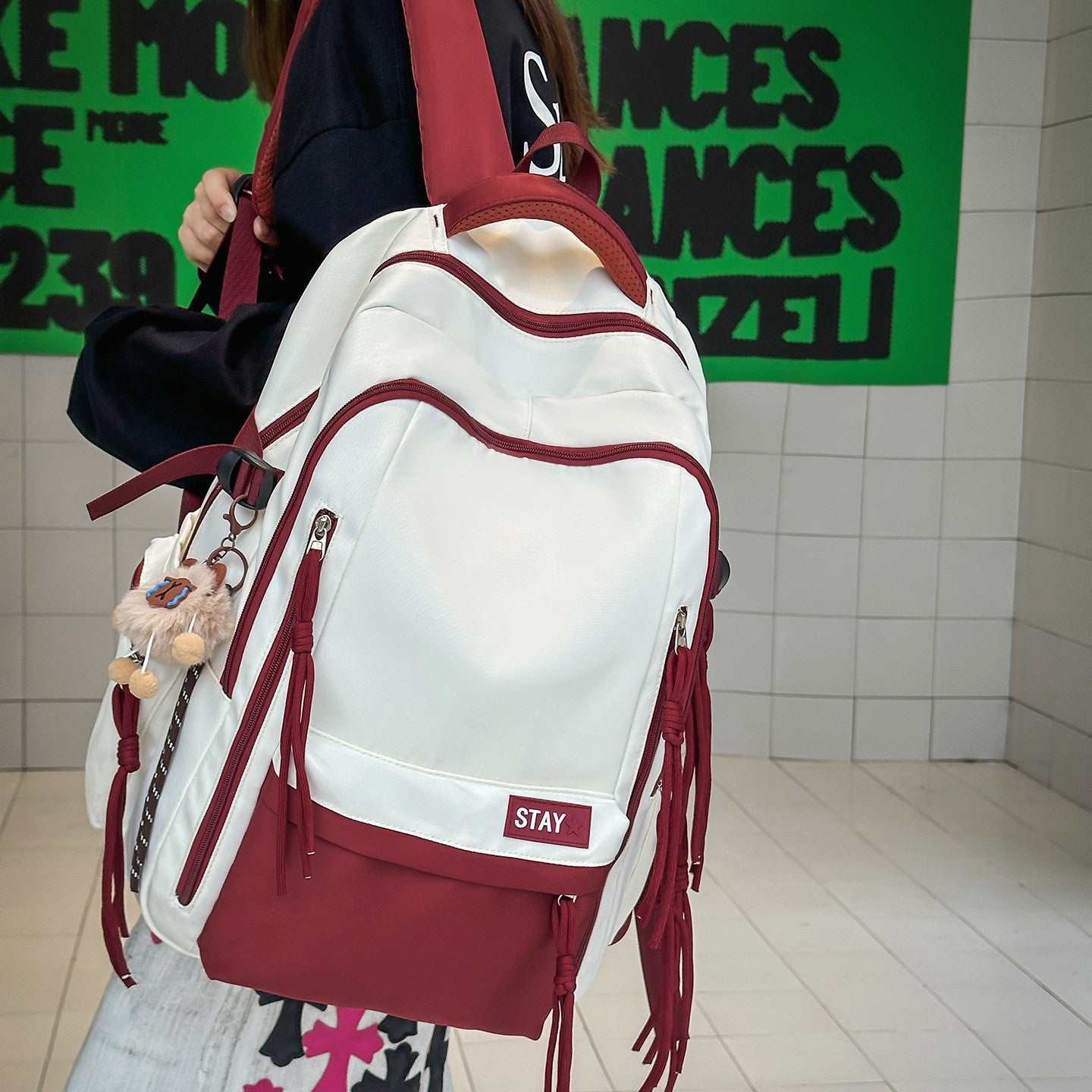 Rucksack mit Süßem Tieranhänger und Praktischen Fächern Brehn