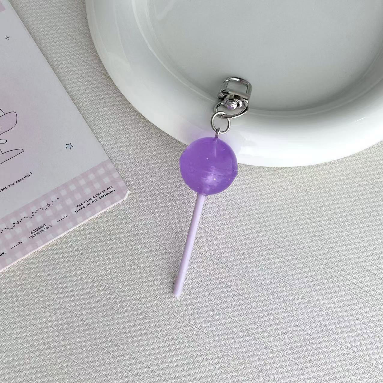 Lollipop-inspirierte Charmschlüsselanhänger Brehn