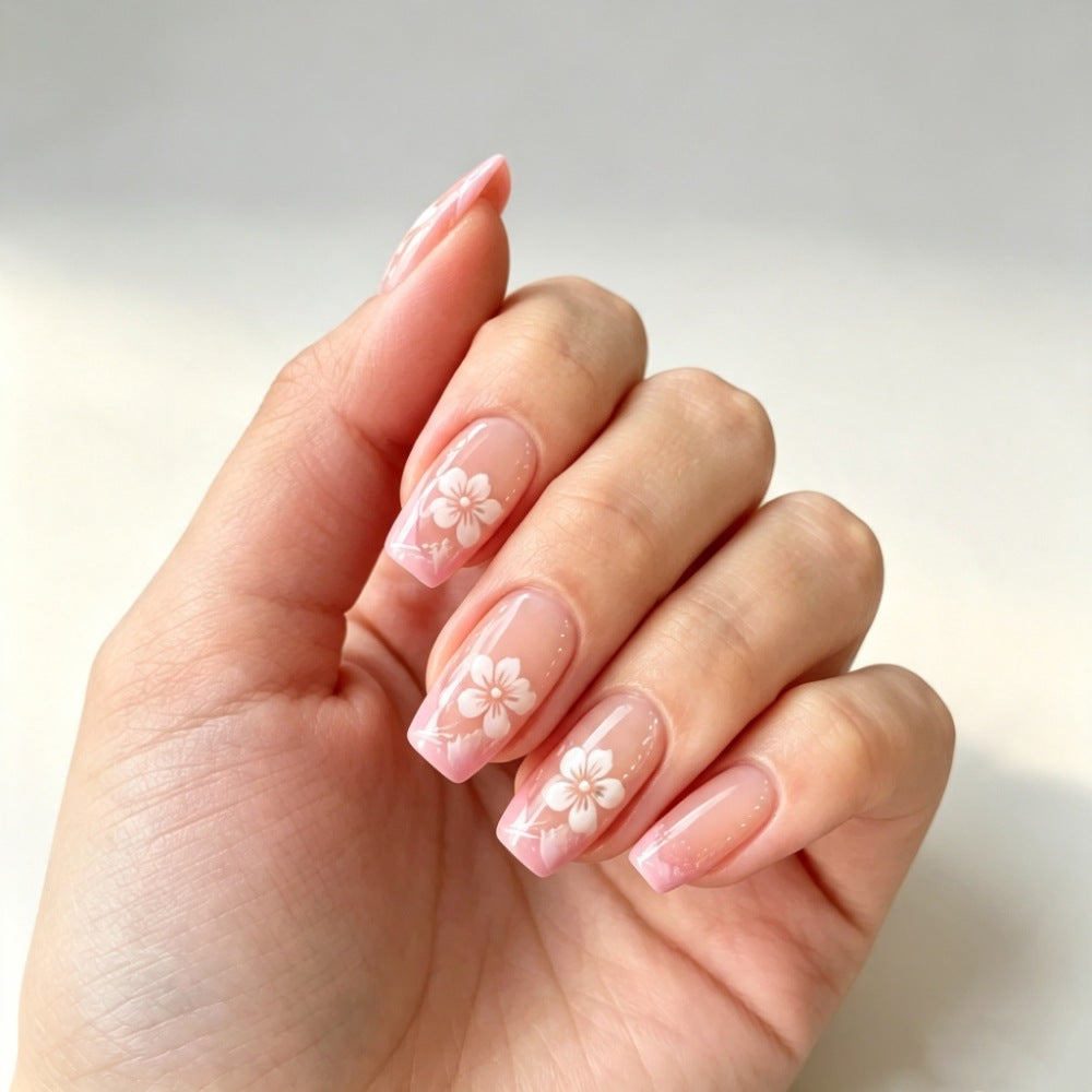 Kunstvolle Nagelspitzen Brehn