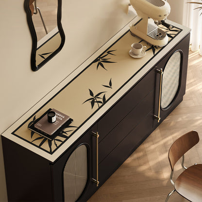 Stylische dekorative Tischläufer