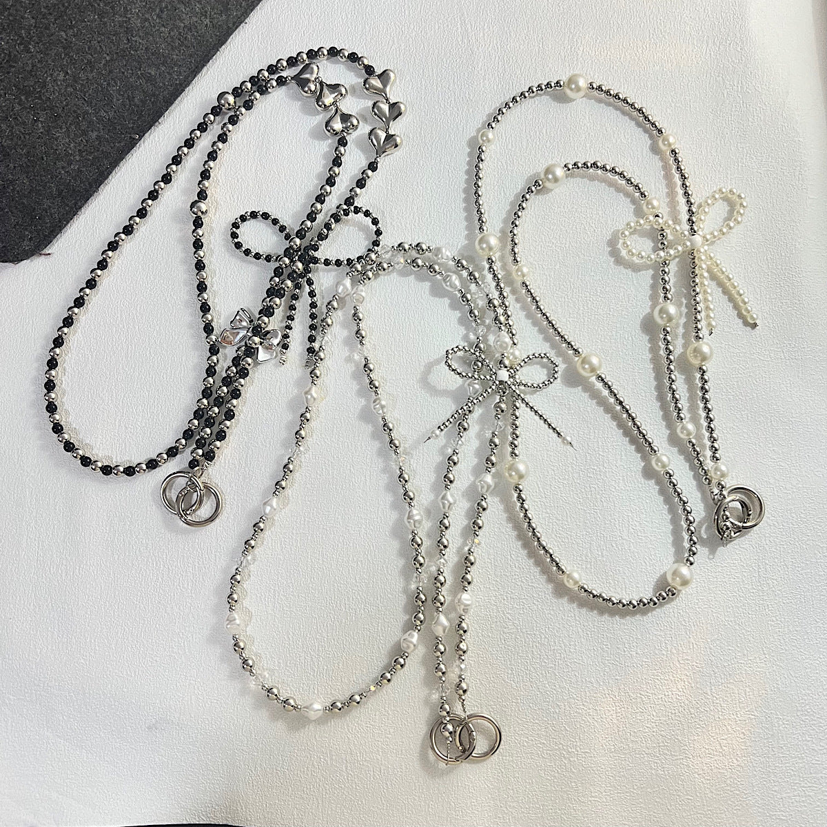 Elegante Perlen Brillenband Brehn