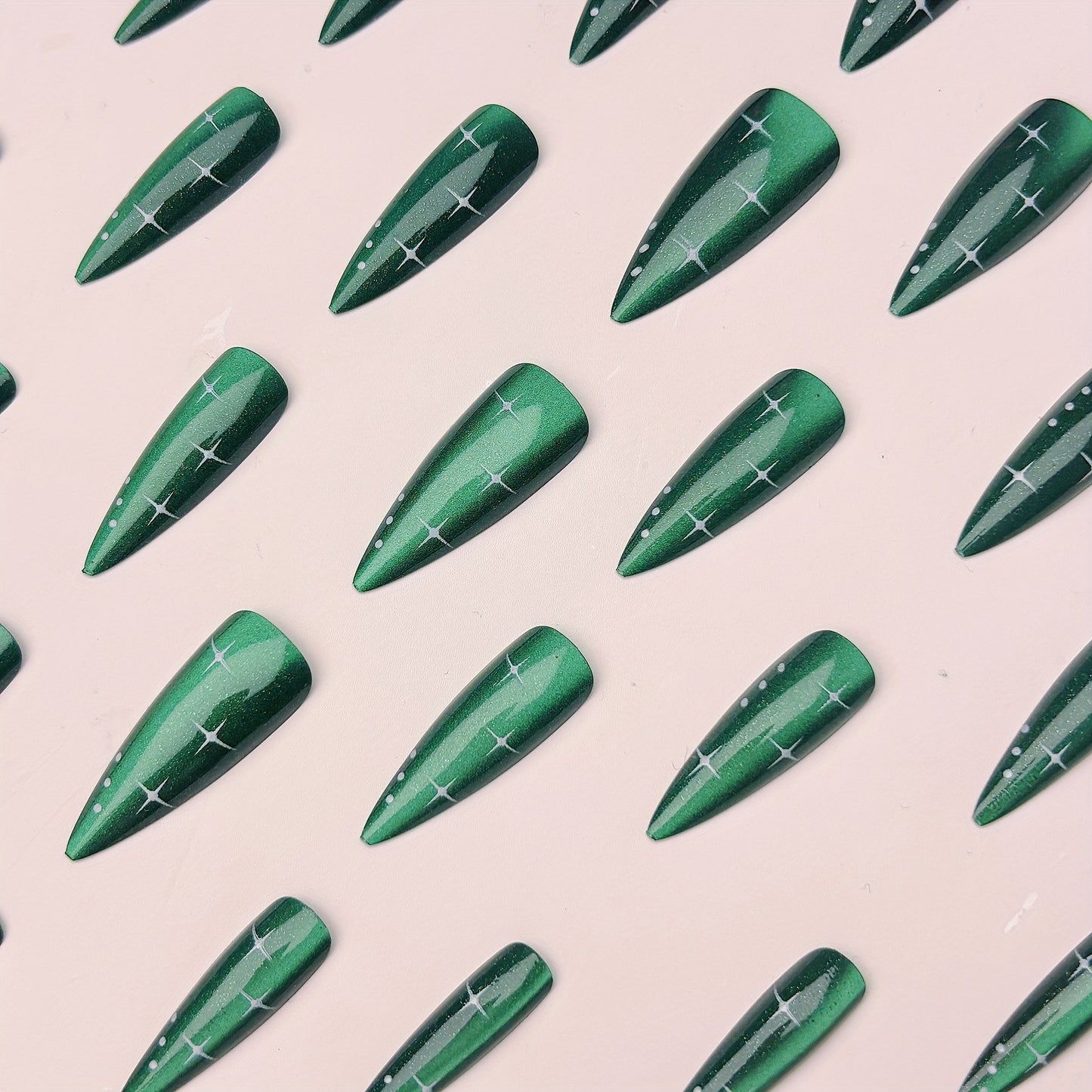 Kreatives Kunstnageldesign Brehn