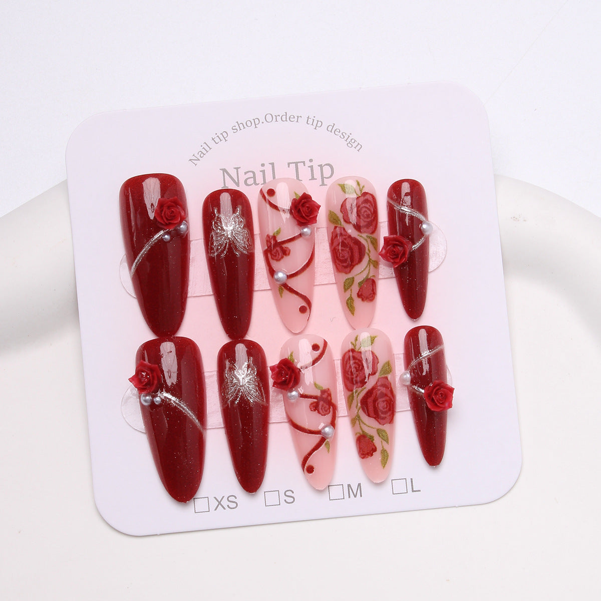 Romantisches Floral Press-On Nagelset Brehn