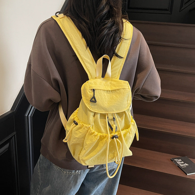 Freizeit-Rucksack mit Elastischem Kordelzug und Praktischen Seitentaschen Brehn