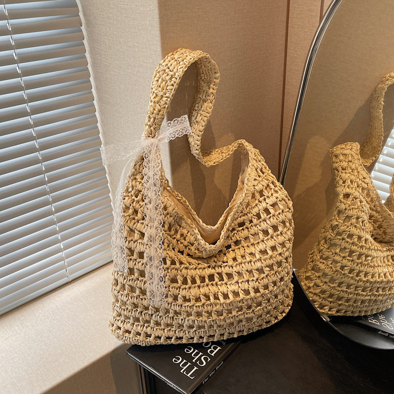Handgefertigte Strandtasche mit Spitze Brehn