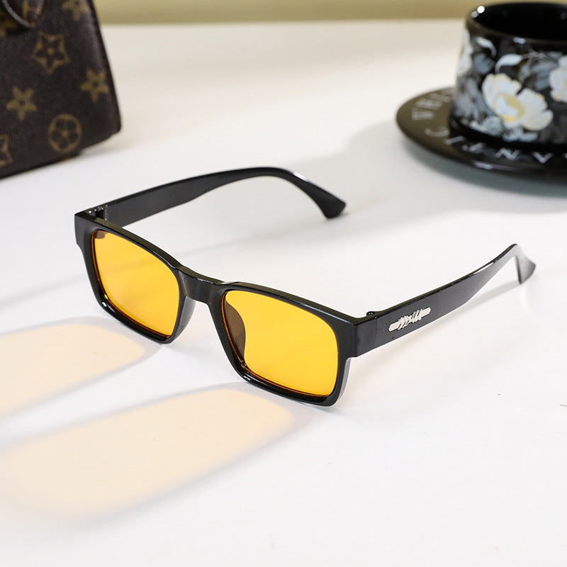 Damen modische Lesebrille mit elegantem Design Brehn