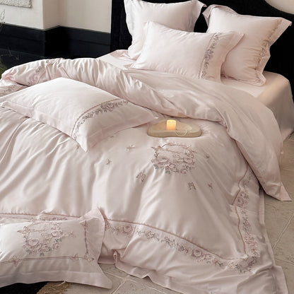 Bestickte Seidenlook Satin Bettbezug Set mit Blumenkranz Motiv