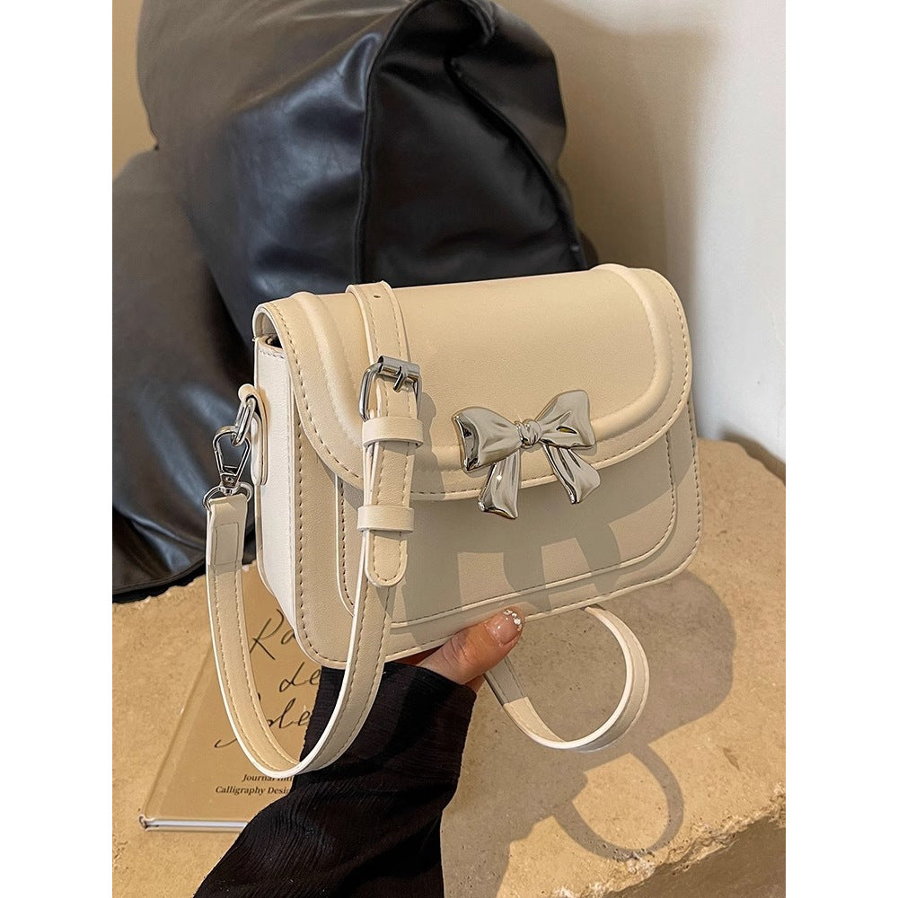 Elegante Schultertasche mit Schleifendetail Brehn