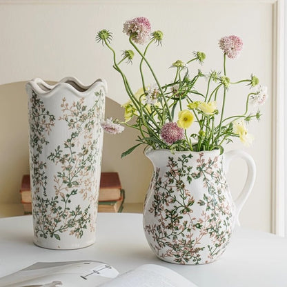 Handgefertigte Keramikvase mit floralen Motiven Brehn