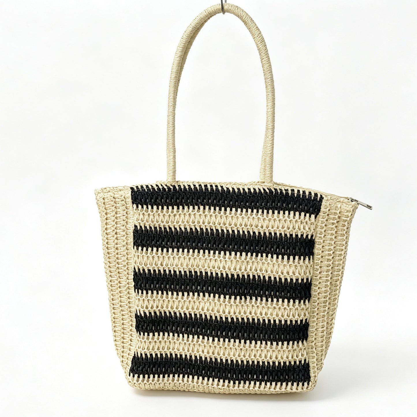 Designer Basttasche mit Grafischem Streifenmuster Brehn