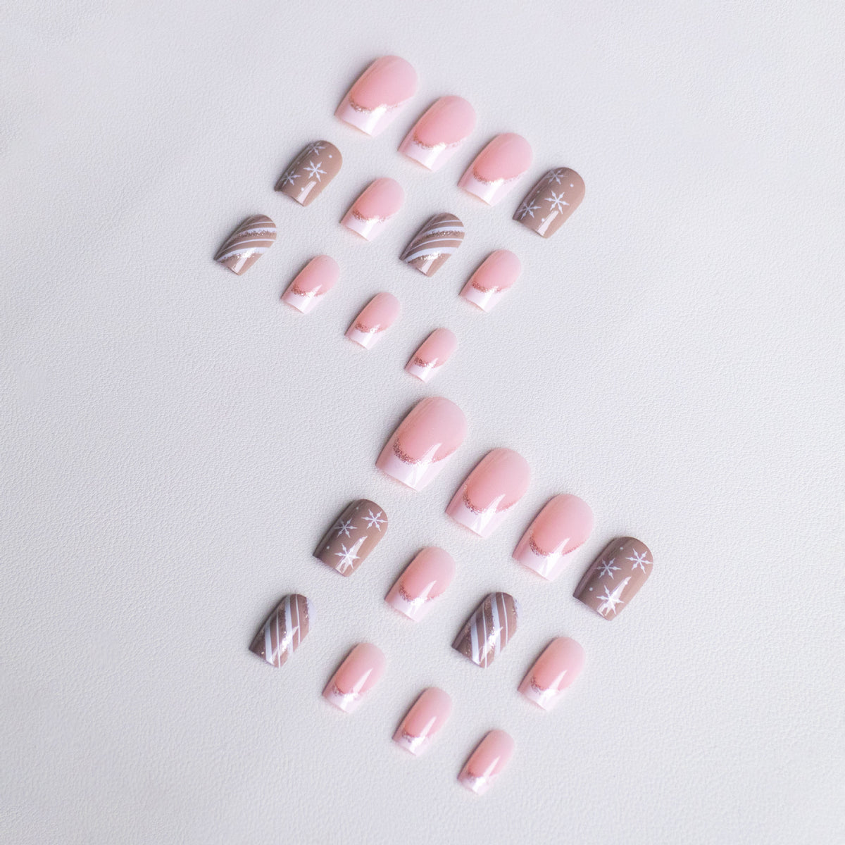 Trendige Feiertags-Nagelkunst-Set