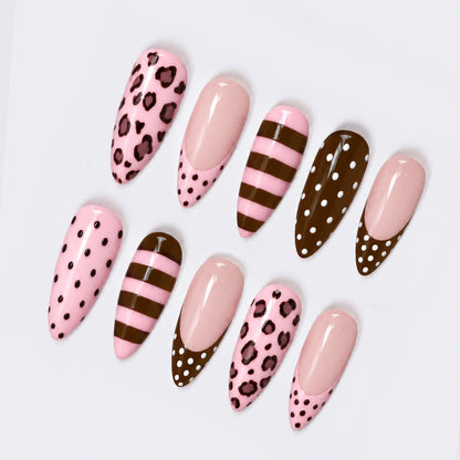 Kunstnagelset mit stilvollem Leoparden- und Streifenmuster Brehn