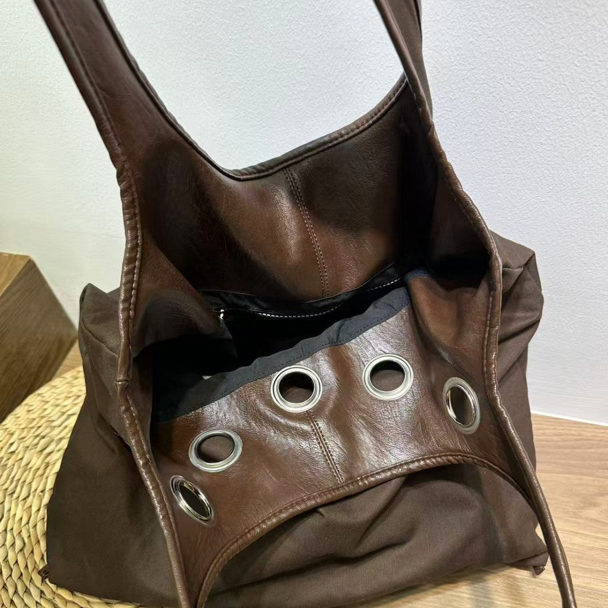 Modische lässige Tragetasche