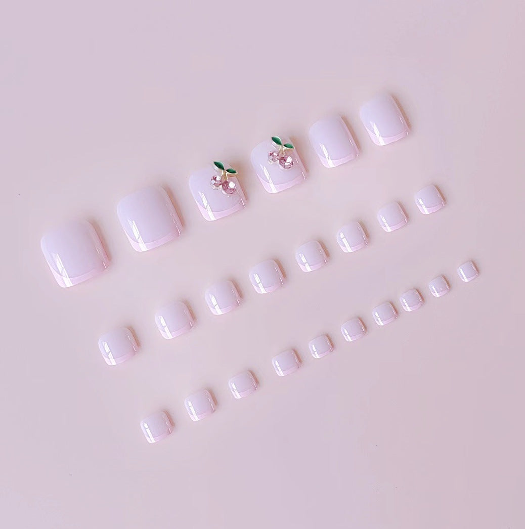 Kunstnagelset mit verspielten und stilvollen 3D-Verzierungen Brehn