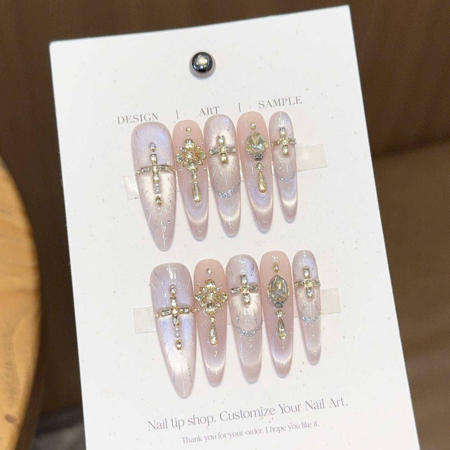 Kunstnägel mit Eleganten Strass- und Glitzerdetails Brehn