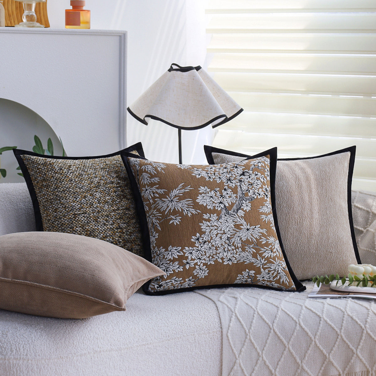 Elegantes Kuschelkissen