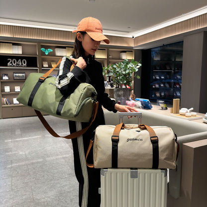 Vielseitige Reisetasche mit mehreren Taschen Brehn