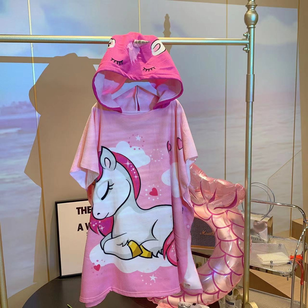 Hooded Beach Poncho Brehn