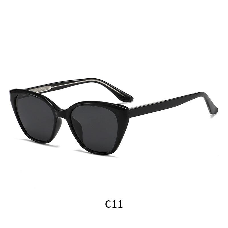 Damen moderne Cat-Eye Sonnenbrille mit UV-Schutz und schickem Rahmen Brehn