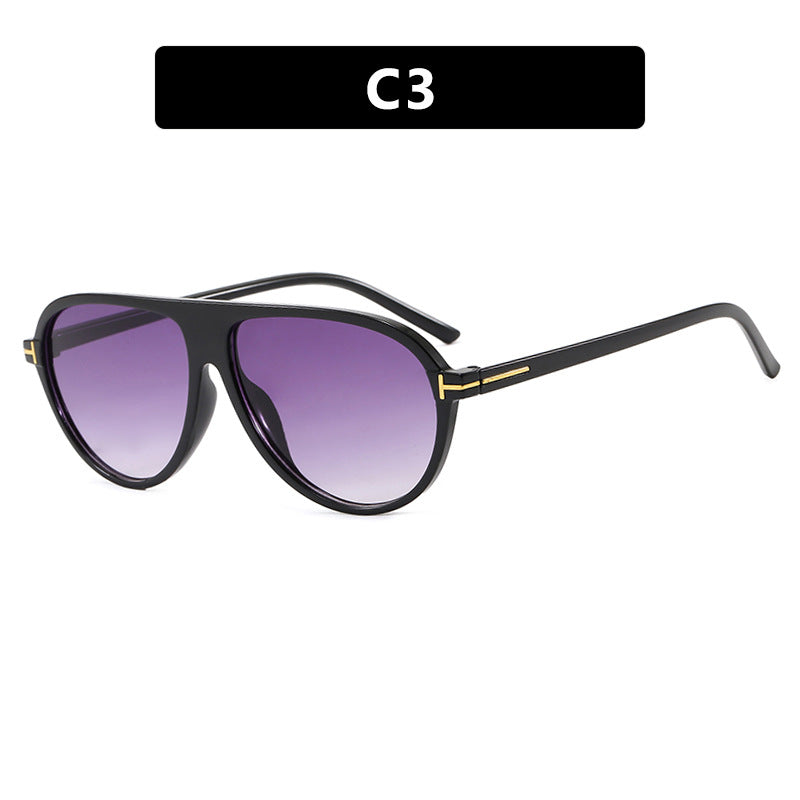 Damen stilvolle Sonnenbrille im aerodynamischen Design Brehn