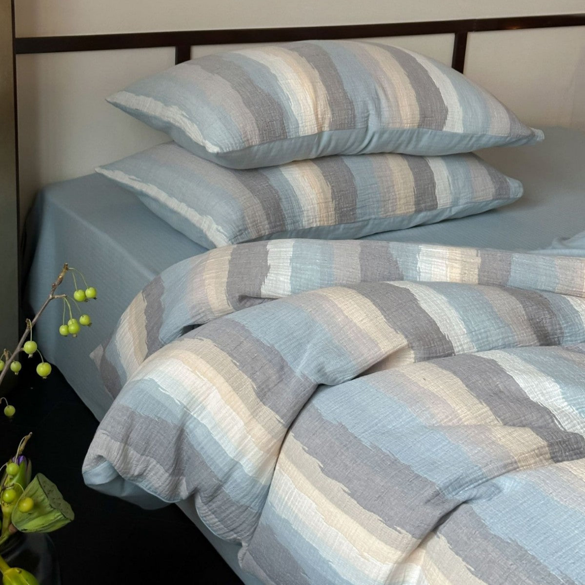 Bettwäsche-Set im Crinkle-Leinenlook mit melierter Streifenstruktur und weichem Griff