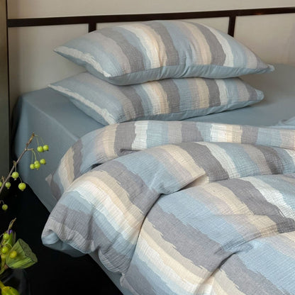Bettwäsche-Set im Crinkle-Leinenlook mit melierter Streifenstruktur und weichem Griff