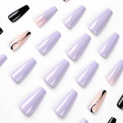 Kunstvolle Nagelverlängerungen im eleganten Design Brehn