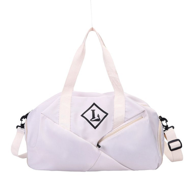 Sportliche Reisetasche Mit Seitlichen Fächern Brehn
