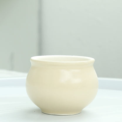 Elegante dekorative Keramiken Brehn