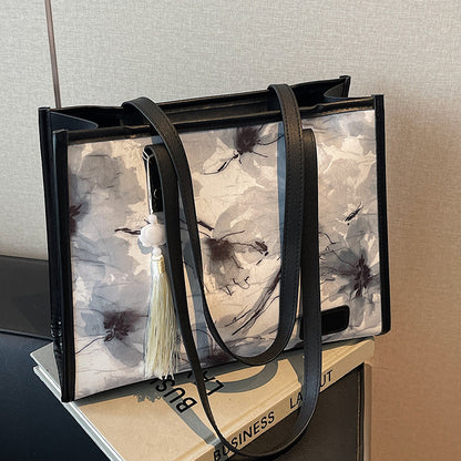 Elegante Blumenmuster-Handtasche