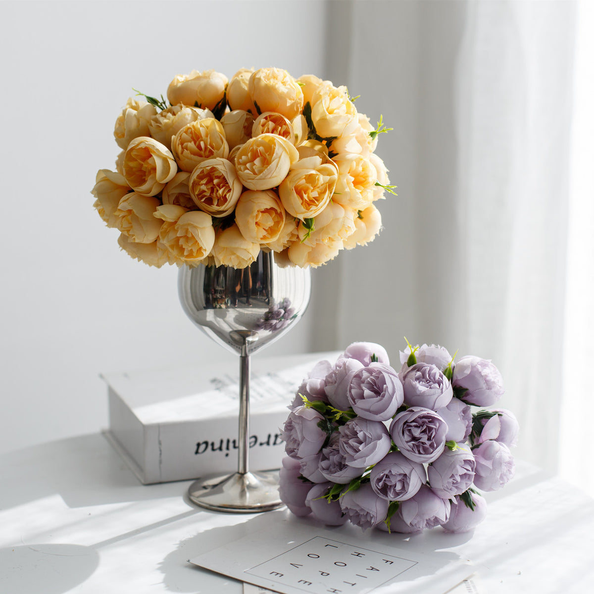 Charmante Blumenarrangement