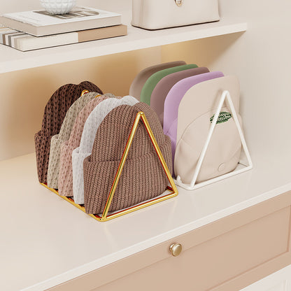 Dreieckiger Gold Metall Multi-Slot Mütze und Strickmützen Organizer Regal