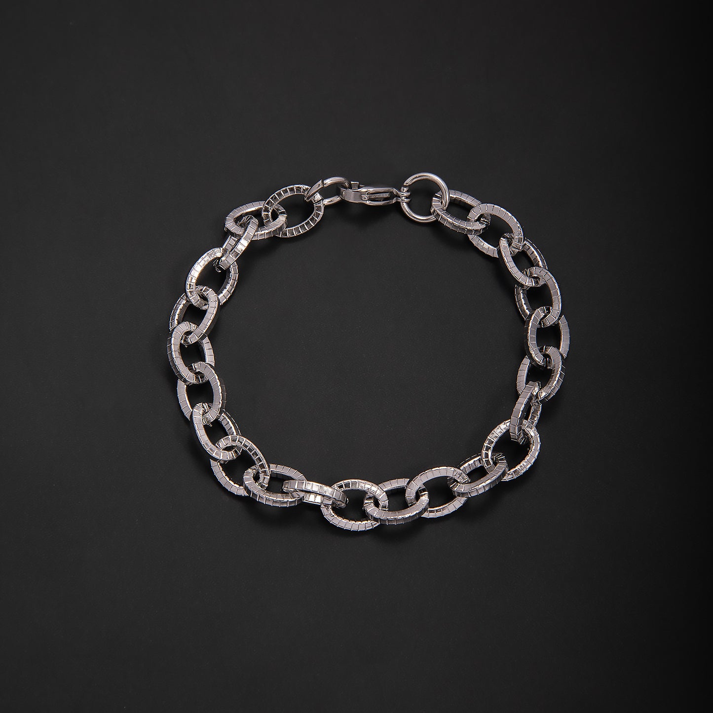 Zeitgenössische Gliederkette Halskette Brehn